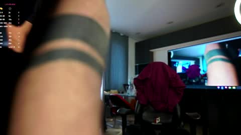 Snapshot of demianblake chatting on 04.05.26 demianblake online show from 04.05.26