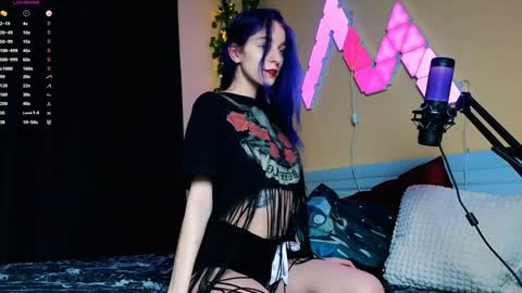 Demmi online show from 01.21.25