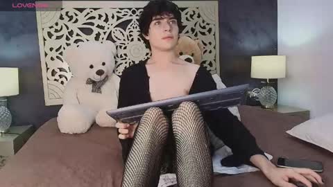   online show from 05.01.26