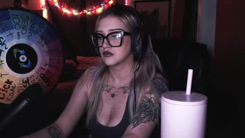 Demoness Mina online show from 05.20.26