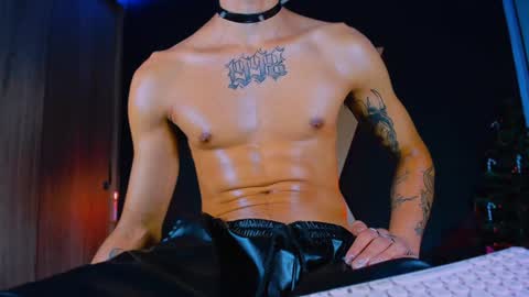 Snapshot of demonkush_ chatting on 12.14.24 DemonKush online show from 12.14.24