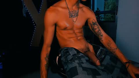 Snapshot of demonkush_ chatting on 01.12.25 DemonKush online show from 01.12.25