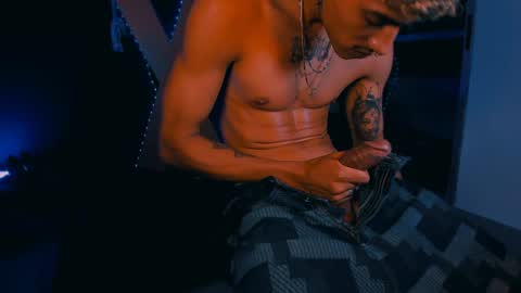 Snapshot of demonkush_ chatting on 01.13.25 DemonKush online show from 01.13.25