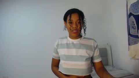 Snapshot of dena_k_ chatting on 02.19.25 Dena k s online show from 02.19.25