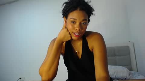 Snapshot of dena_k_ chatting on 02.28.25 Dena k s online show from 02.28.25