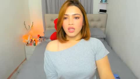 Demi online show from 02.08.26