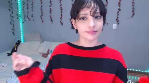 Denisse    schedule Monday to Friday 1300-1900 mexican time Saturday-maybe it could be a surprise IDEPENDENT MODEL online show from 01.10.25