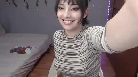 Denisse    schedule Monday to Friday 1300-1900 mexican time Saturday-maybe it could be a surprise IDEPENDENT MODEL online show from 02.20.25