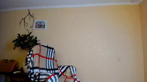 Snapshot of deni_boy99 chatting on 02.21.25 Deni online show from 02.21.25