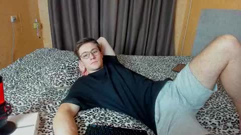 Snapshot of deni_boy99 chatting on 12.03.25 Deni online show from 12.03.25