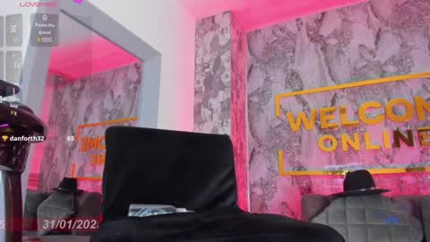 Denise Villareal  online show from 01.31.25