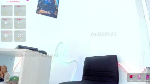 Denise Villareal  online show from 03.04.25