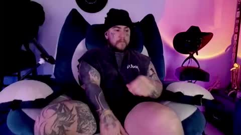 Snapshot of denjig chatting on 02.27.26 Oliver online show from 02.27.26