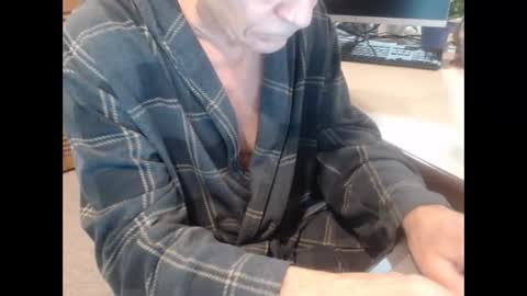 Snapshot of denn_jett chatting on 02.11.26 Den Jet online show from 02.11.26