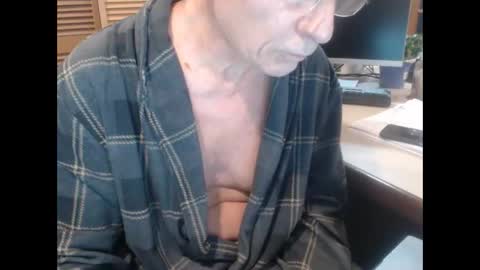 Snapshot of denn_jett chatting on 02.23.26 Den Jet online show from 02.23.26