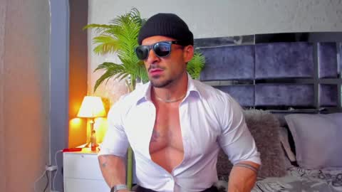 dennis_cox_ online show from 01.30.25