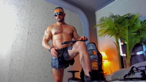 dennis_cox_ online show from 02.06.25