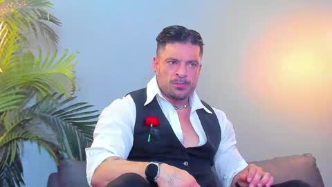 dennis_cox_ online show from 10.10.25