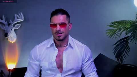 Snapshot of dennis_cox_ chatting on 02.03.26 dennis_cox_ online show from 02.03.26