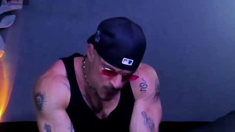 Snapshot of dennis_cox_ chatting on 02.04.26 dennis_cox_ online show from 02.04.26