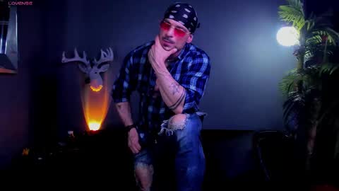 Snapshot of dennis_cox_ chatting on 02.06.26 dennis_cox_ online show from 02.06.26