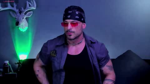 Snapshot of dennis_cox_ chatting on 02.09.26 dennis_cox_ online show from 02.09.26