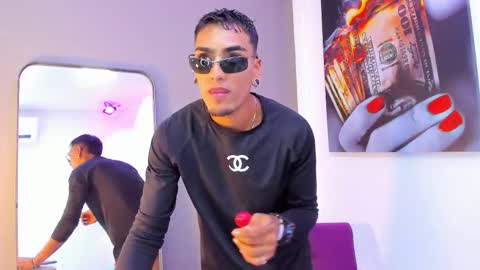 Snapshot of dennis_kinsey chatting on 02.20.26 Dennis Kinsey online show from 02.20.26