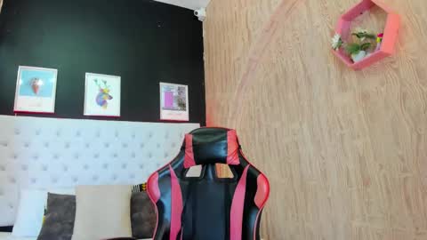 dennyzeans online show from 12.05.25