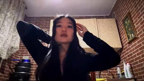 Snapshot of denysebernacchi chatting on 12.14.25 Emma online show from 12.14.25