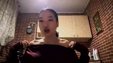 Snapshot of denysebernacchi chatting on 12.15.25 Emma online show from 12.15.25