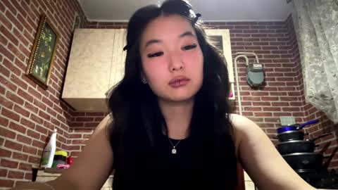 Snapshot of denysebernacchi chatting on 01.05.26 Emma online show from 01.05.26