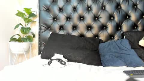 denzelrios online show from 04.09.26