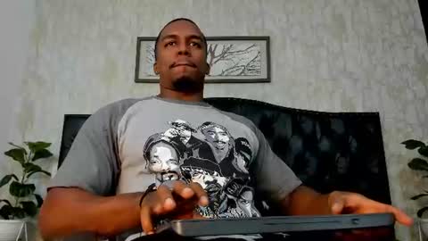 Snapshot of denzelrios chatting on 06.12.26 denzelrios online show from 06.12.26