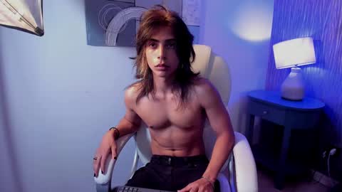 Snapshot of dereck_manson chatting on 09.23.25 dereck_manson online show from 09.23.25