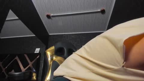 Snapshot of dereck_monroe chatting on 02.15.26 Dereck online show from 02.15.26