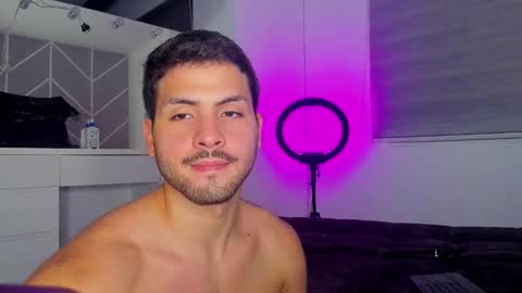 dereckhardd online show from 01.15.26