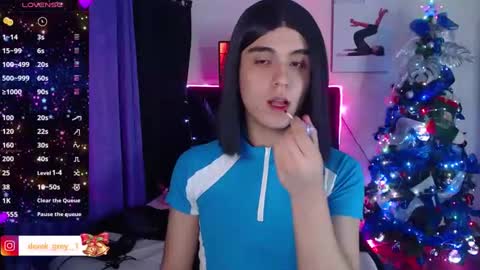 Derek independent online show from 01.01.25