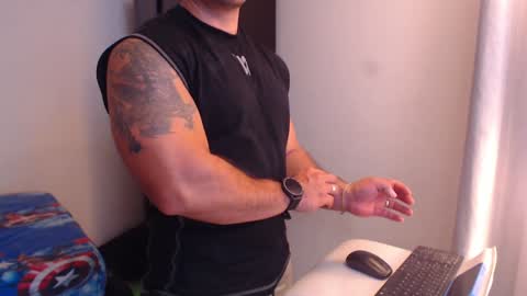 Derek online show from 01.08.25