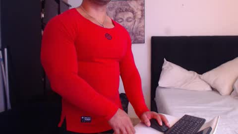 Derek online show from 12.21.25