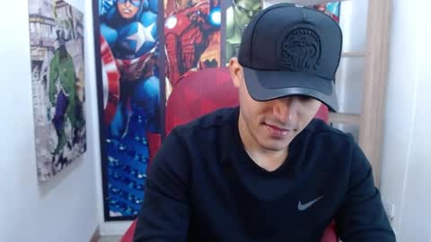 Snapshot of derek_storm_ chatting on 04.01.26 D E R E K online show from 04.01.26