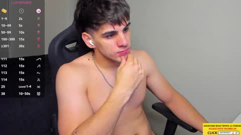 Snapshot of derekcb chatting on 01.19.25 Derekcb online show from 01.19.25