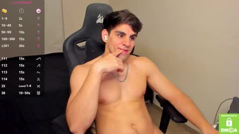 Snapshot of derekcb chatting on 09.14.25 Derekcb online show from 09.14.25