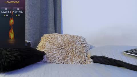 Derek  IG Derekolsen2024 online show from 01.28.25