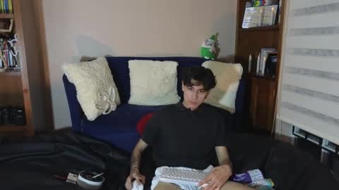 Derek online show from 12.21.25