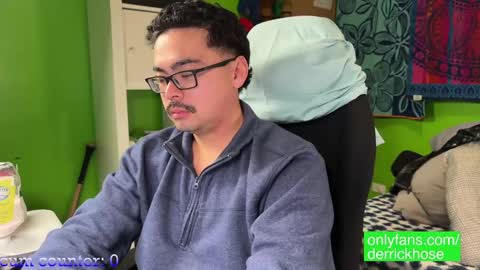 Derrick Hose online show from 01.11.25