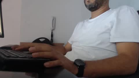     online show from 12.04.24