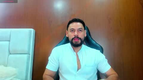 DerryBigger CM online show from 11.11.25