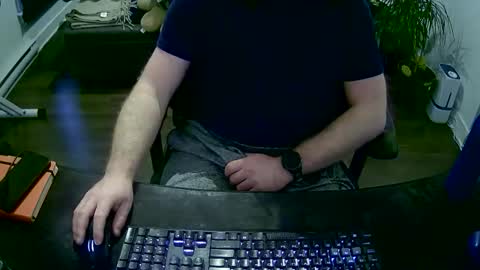 Snapshot of desdisdes chatting on 05.06.26 desdisdes online show from 05.06.26