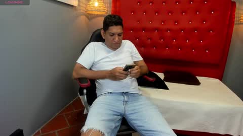 Designturbate online show from 02.12.25