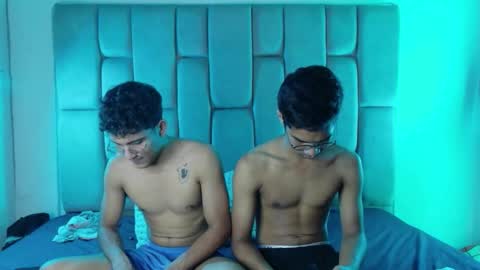 desire4duo online show from 02.28.26